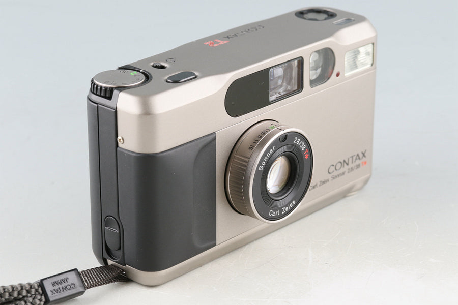 Contax T2 コンパクトフィルムカメラ (Contax T2 35mm Point Contax T2 コンパクトフィルムカメラ (Contax T2 35mm Point