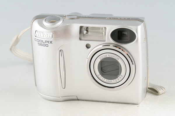 Nikon Coolpix E5600 Digital Camera #48703I