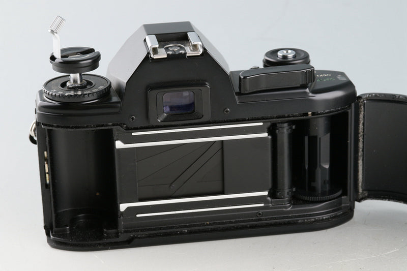 Nikon EM + Nikkor 50mm F/1.8 Ais Lens #48790D5
