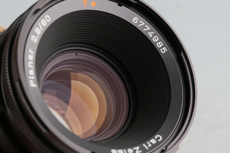 Hasselblad 500C/M + Planar T* 80mm F/2.8 CF Lens #48833B6