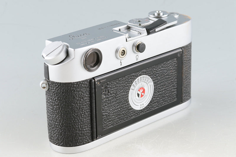 Leica M4 35mm Rangefinder Film Camera #49093T