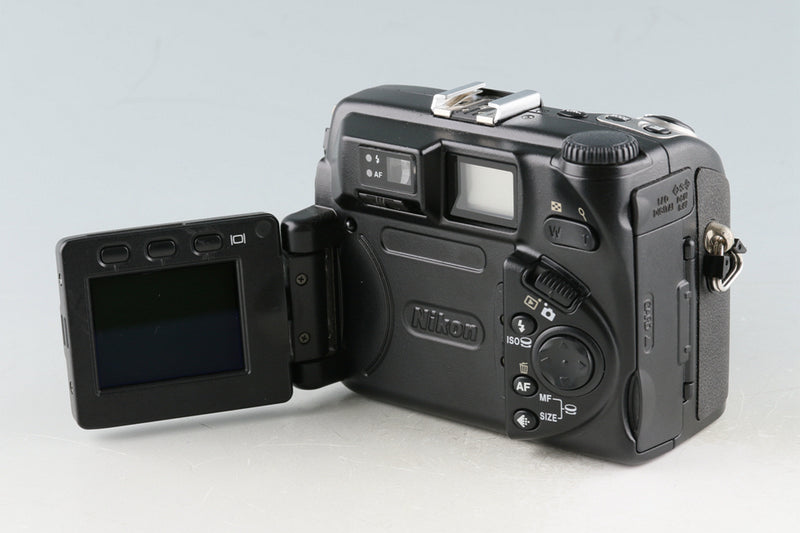 Nikon Coolpix 5000 Digital Camera #49355G3 – IROHAS SHOP