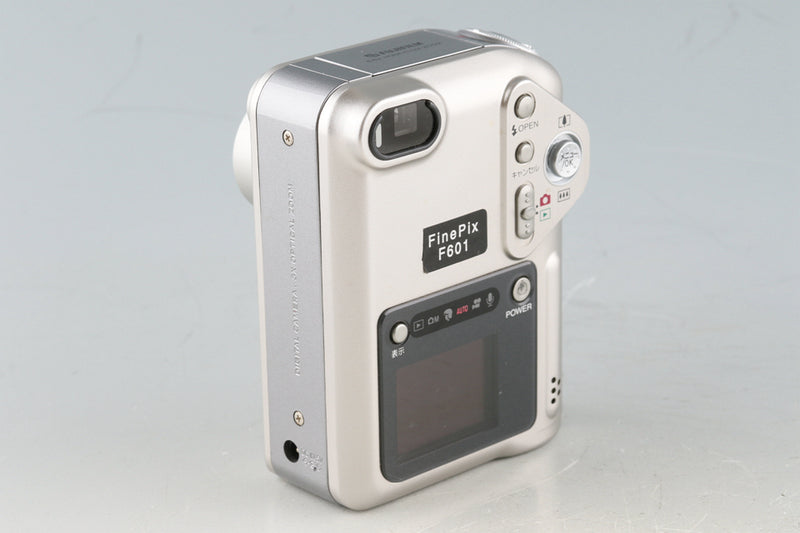 新素材新作 version *Japanese Camera Digital F601 Finepix Fujifilm