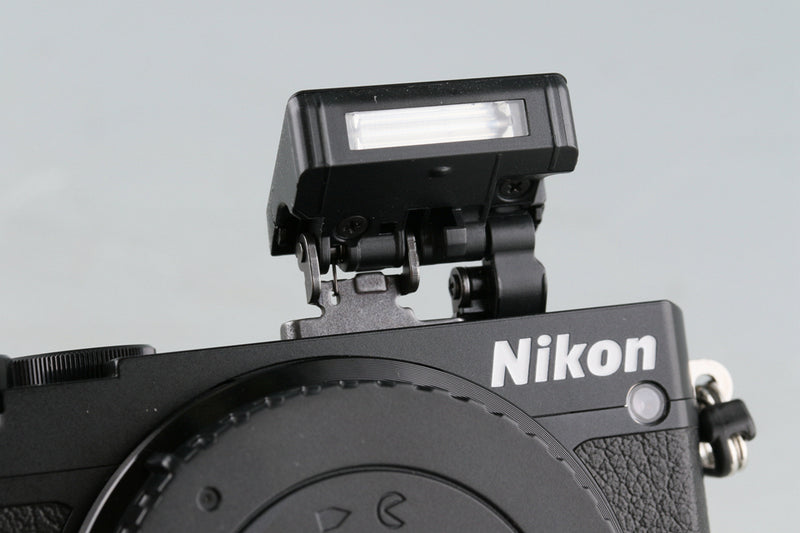 Nikon 1 J5 + Speedlight SB-N7 With Box #50031L4