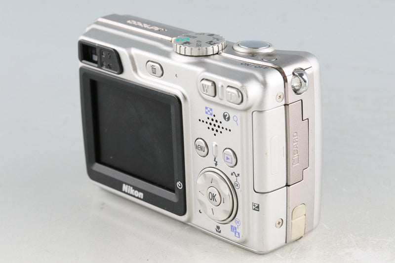 Nikon Coolpix 7900 Digital Camera #51214J