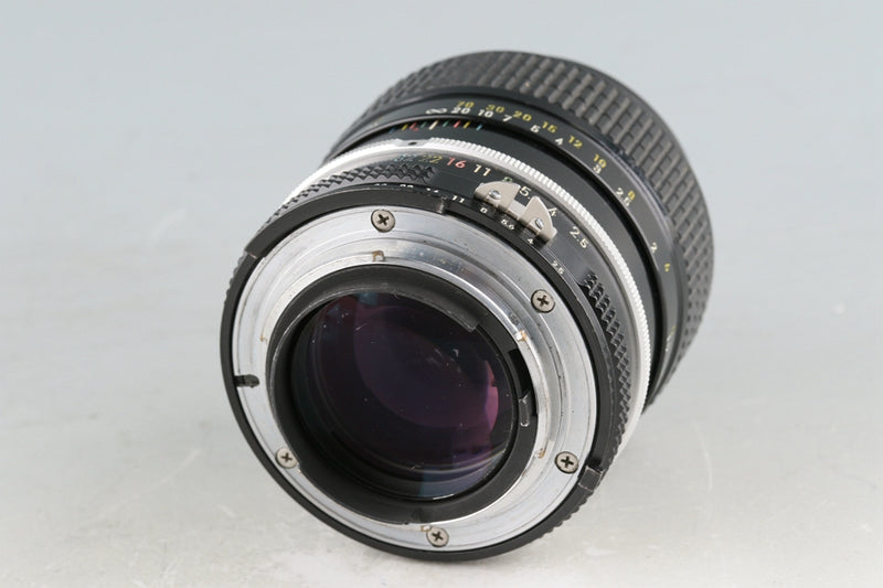 Nikon Nikkor 105mm F/2.5 Ai Lens #51589A5