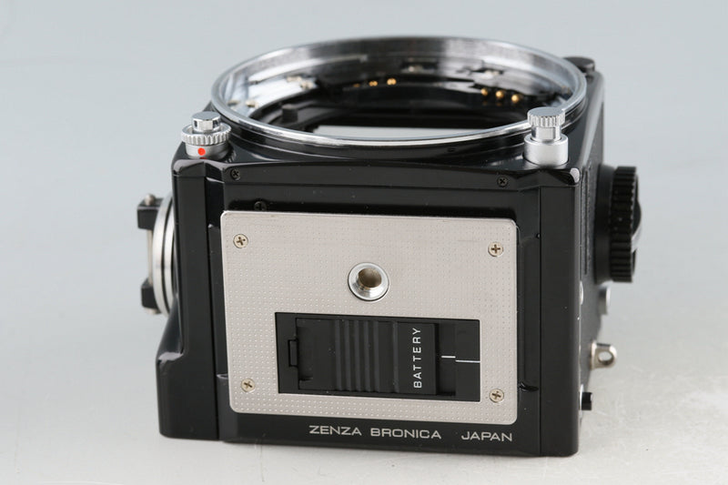 Zenza Bronica ETRS AE-II + Zenzanon EII 75mm F/2.8 Lens #51940E5