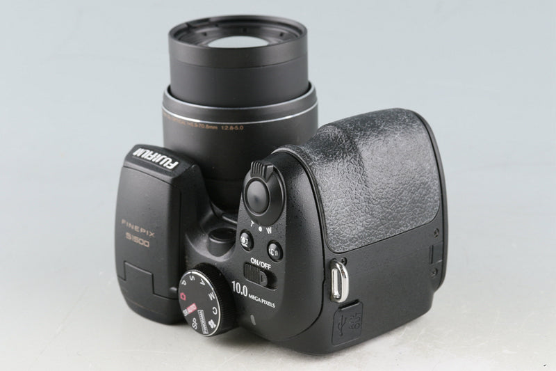 Fujifilm Finepix S1500 Digital Camera #51945I